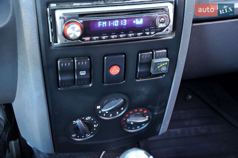 Универсал Dacia Logan MCV 2008 в Львове фото 23 Универсал Dacia Logan MCV 2008 в Львове