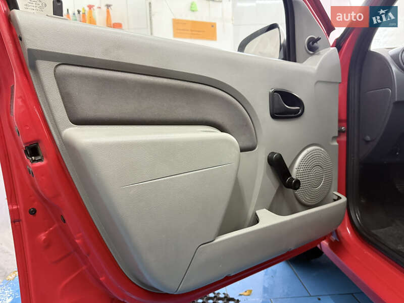 Универсал Dacia Logan MCV 2009 в Днепре фото 16 Универсал Dacia Logan MCV 2009 в Днепре