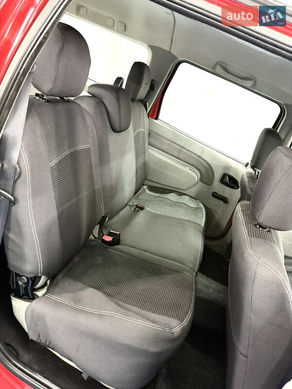 Универсал Dacia Logan MCV 2009 в Днепре фото 25 Универсал Dacia Logan MCV 2009 в Днепре