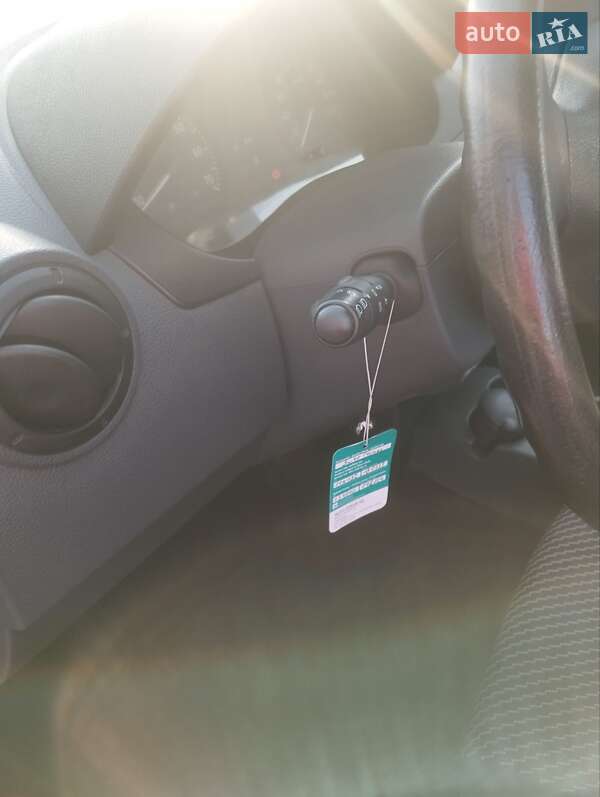 Универсал Dacia Logan MCV 2010 в Львове фото 10 Универсал Dacia Logan MCV 2010 в Львове