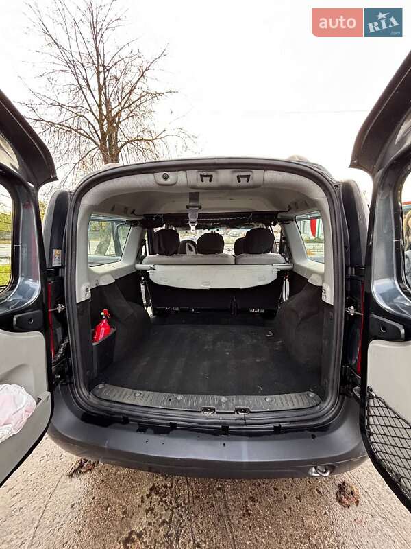 Универсал Dacia Logan MCV 2008 в Чернигове