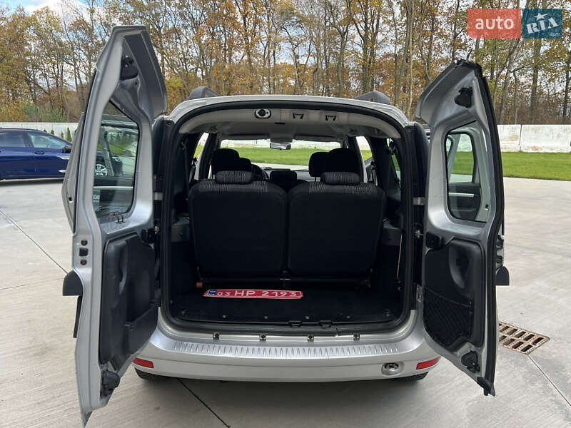 Універсал Dacia Logan MCV 2009 в Луцьку