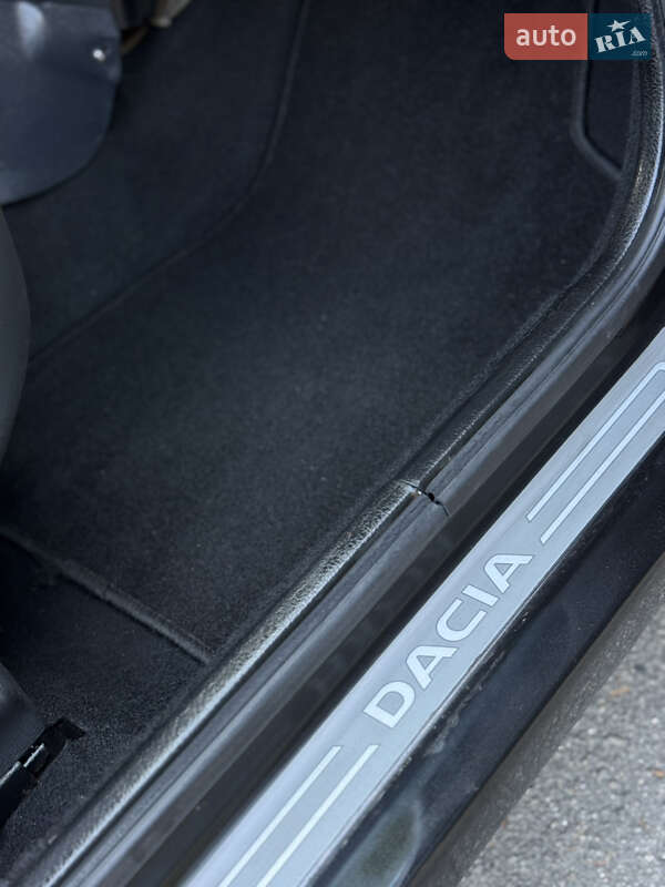 Универсал Dacia Logan MCV 2011 в Умани фото 21 Универсал Dacia Logan MCV 2011 в Умани