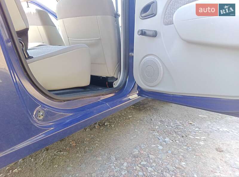 Універсал Dacia Logan MCV 2008 в Чернігові