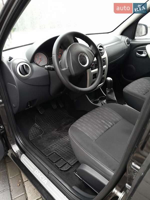 Універсал Dacia Logan MCV 2012 в Красилові