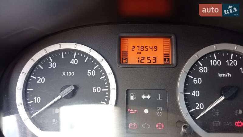 Универсал Dacia Logan MCV 2008 в Житомире фото 15 Универсал Dacia Logan MCV 2008 в Житомире