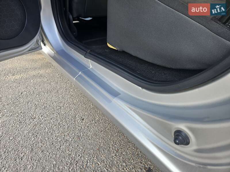 Универсал Dacia Logan MCV 2012 в Полтаве