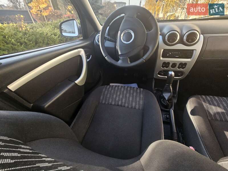 Универсал Dacia Logan MCV 2012 в Полтаве