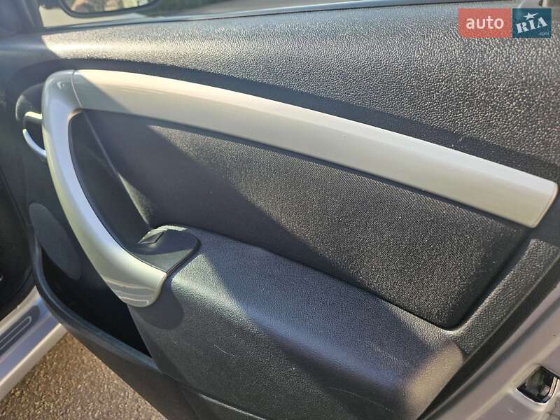 Универсал Dacia Logan MCV 2012 в Полтаве