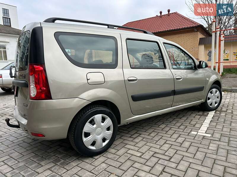 Универсал Dacia Logan MCV 2009 в Ромнах фото 9 Универсал Dacia Logan MCV 2009 в Ромнах