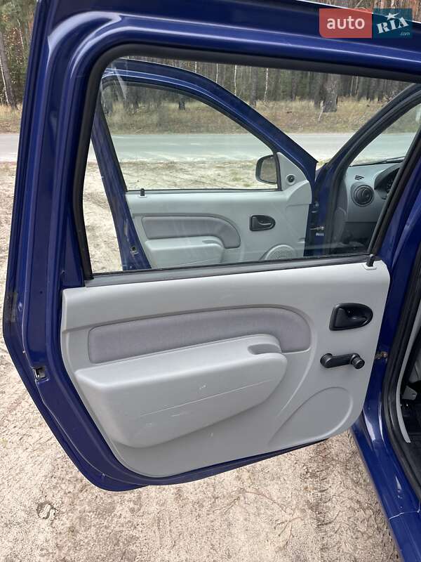 Универсал Dacia Logan MCV 2008 в Бородянке фото 16 Универсал Dacia Logan MCV 2008 в Бородянке