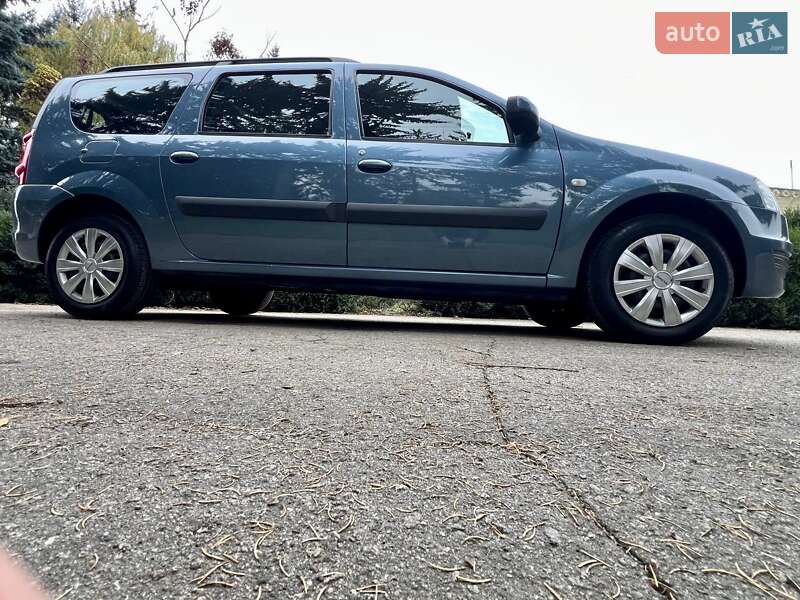 Універсал Dacia Logan MCV 2010 в Умані