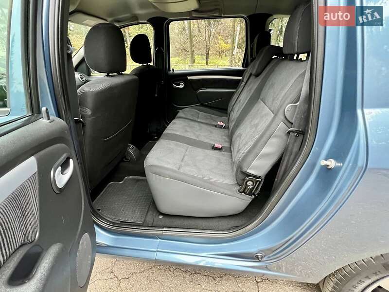 Універсал Dacia Logan MCV 2010 в Умані