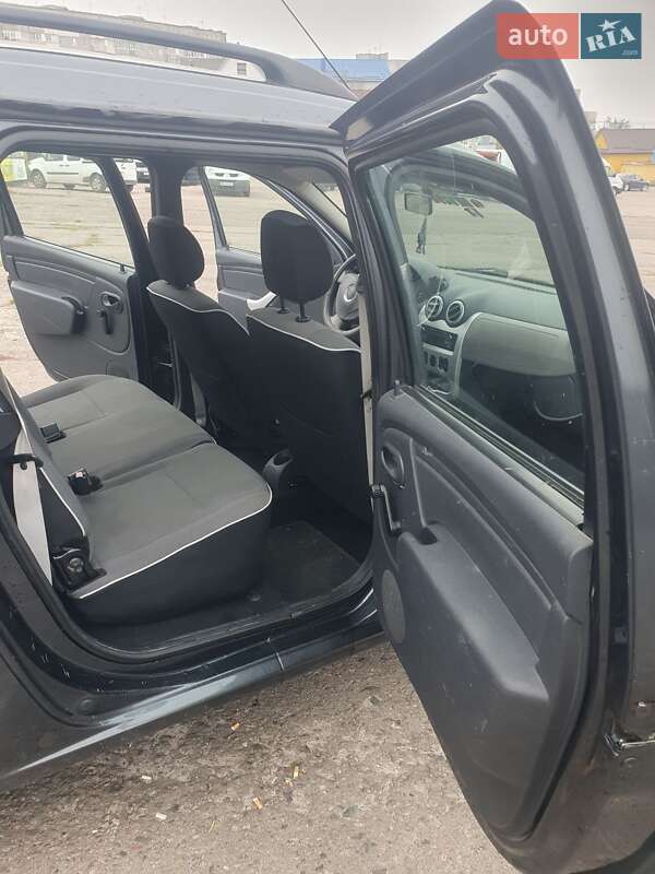 Универсал Dacia Logan MCV 2012 в Ровно