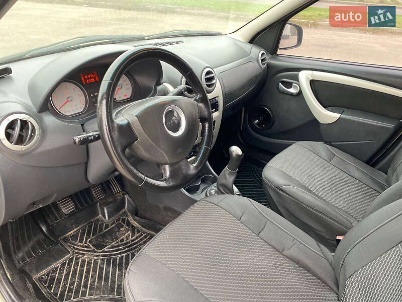 Універсал Dacia Logan MCV 2012 в Кропивницькому