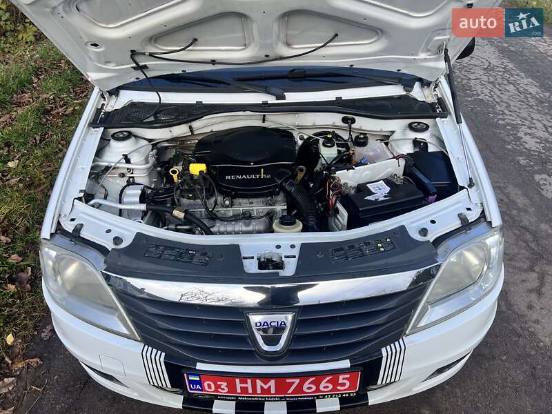 Универсал Dacia Logan MCV 2010 в Луцке