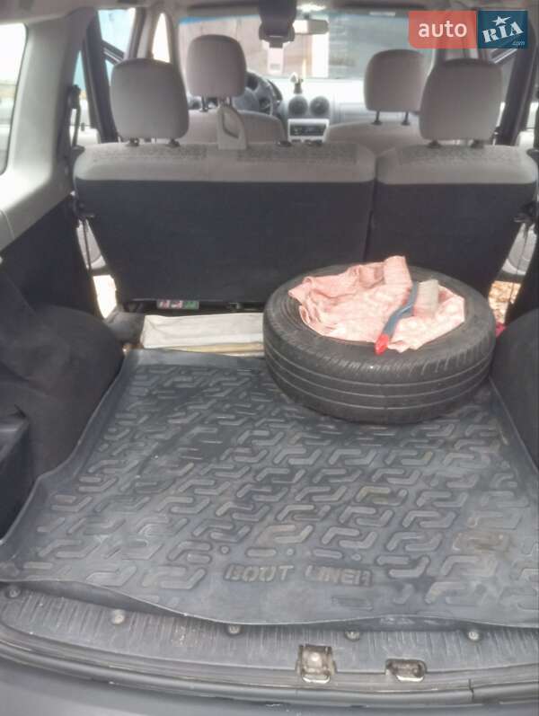 Универсал Dacia Logan MCV 2008 в Чернигове