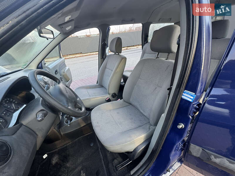 Універсал Dacia Logan MCV 2009 в Рівному фото 12 Універсал Dacia Logan MCV 2009 в Рівному