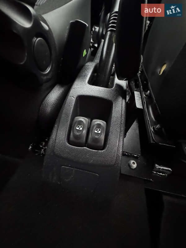 Универсал Dacia Logan MCV 2009 в Чернигове фото 10 Универсал Dacia Logan MCV 2009 в Чернигове