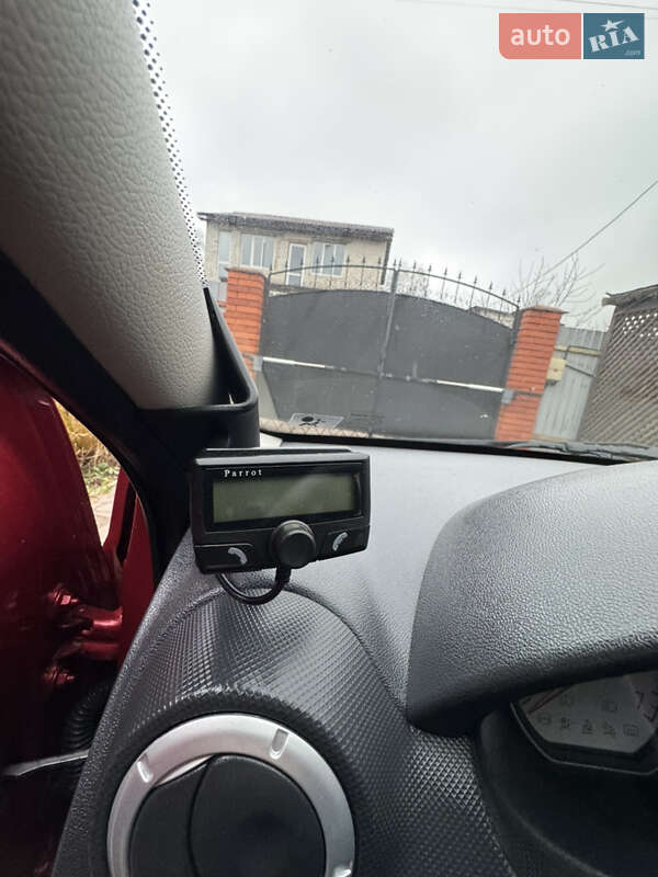 Универсал Dacia Logan MCV 2009 в Чернигове фото 15 Универсал Dacia Logan MCV 2009 в Чернигове