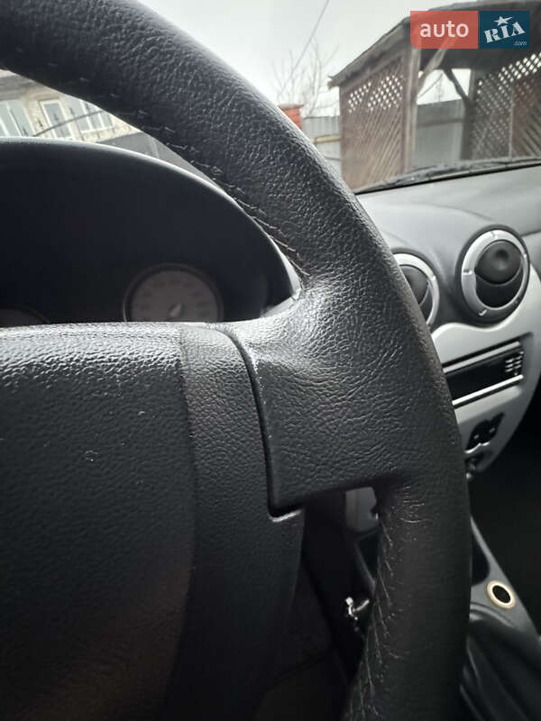 Универсал Dacia Logan MCV 2009 в Чернигове фото 21 Универсал Dacia Logan MCV 2009 в Чернигове