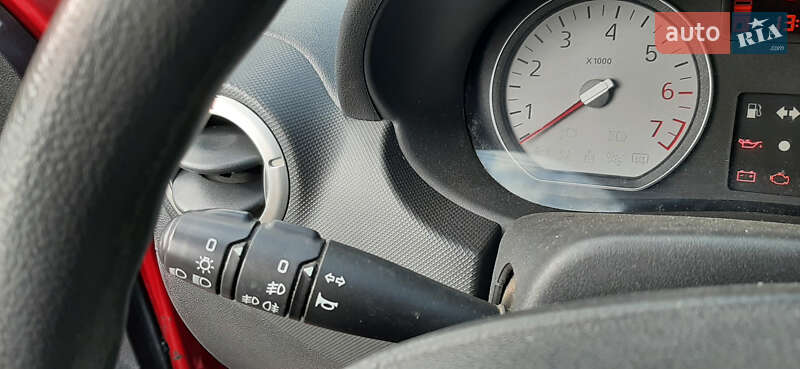 Универсал Dacia Logan MCV 2011 в Чернигове фото 55 Универсал Dacia Logan MCV 2011 в Чернигове