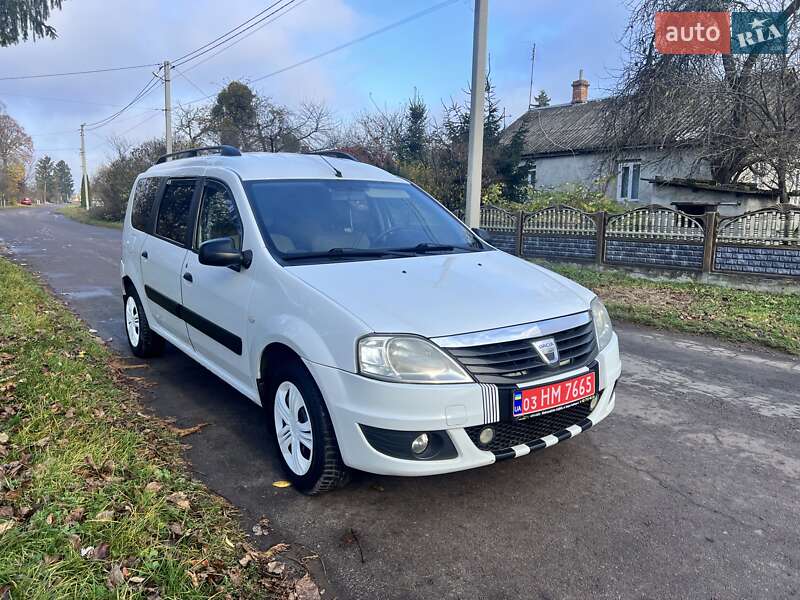 Универсал Dacia Logan MCV 2010 в Луцке