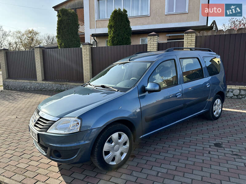 Универсал Dacia Logan MCV 2010 в Ромнах
