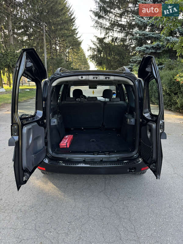 Универсал Dacia Logan MCV 2011 в Умани фото 16 Универсал Dacia Logan MCV 2011 в Умани