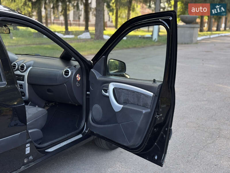 Универсал Dacia Logan MCV 2011 в Умани фото 21 Универсал Dacia Logan MCV 2011 в Умани