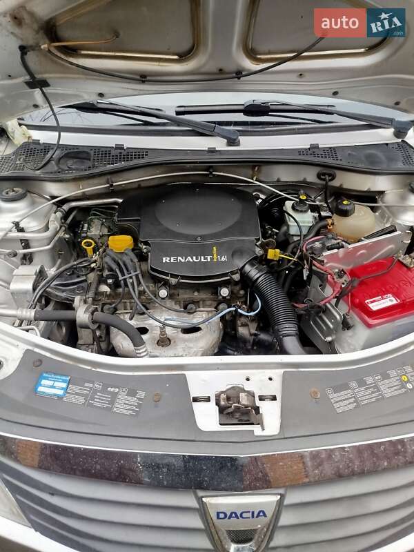 Универсал Dacia Logan MCV 2011 в Путивле