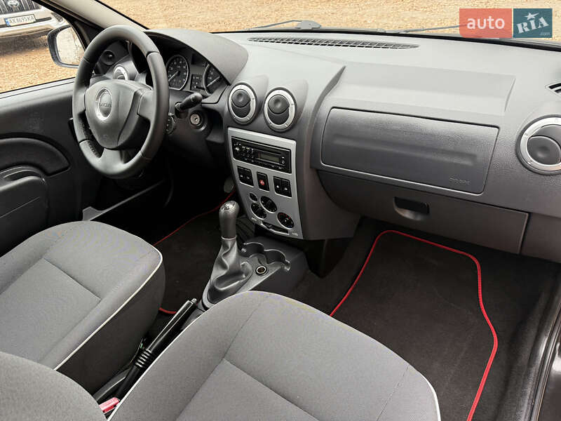 Универсал Dacia Logan MCV 2011 в Полтаве