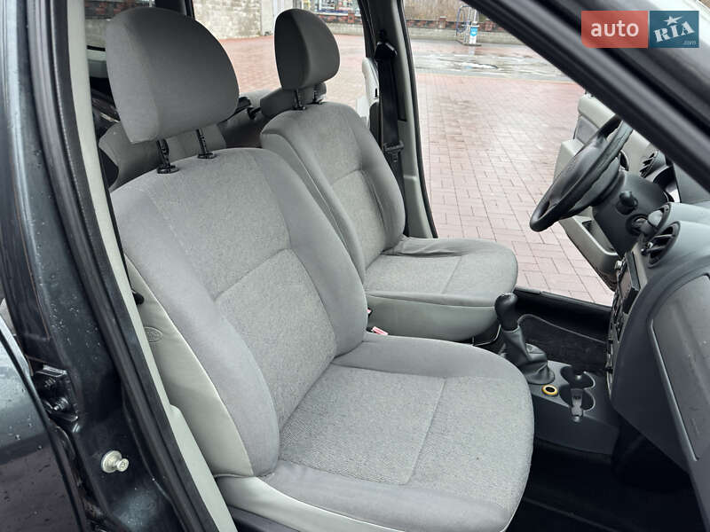 Универсал Dacia Logan MCV 2008 в Ровно