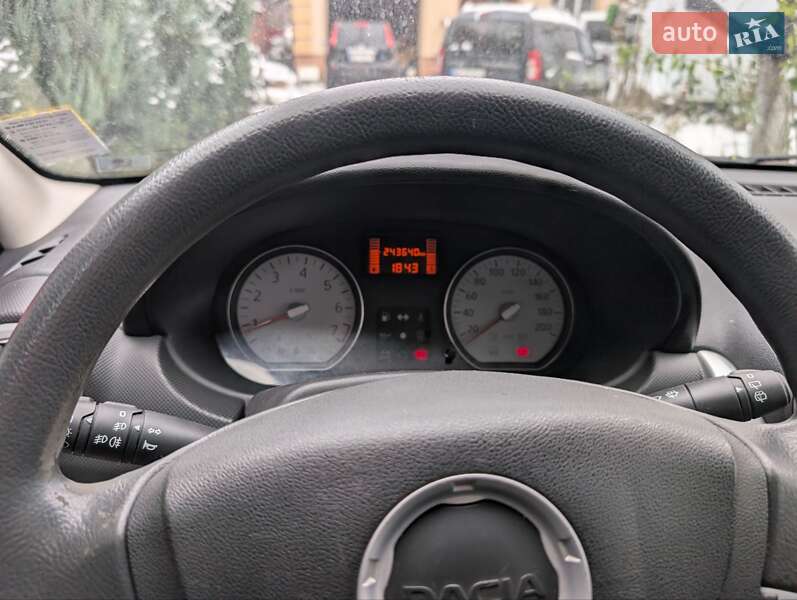 Універсал Dacia Logan MCV 2011 в Рівному