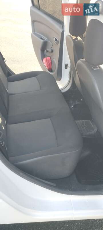 Універсал Dacia Logan MCV 2015 в Харкові