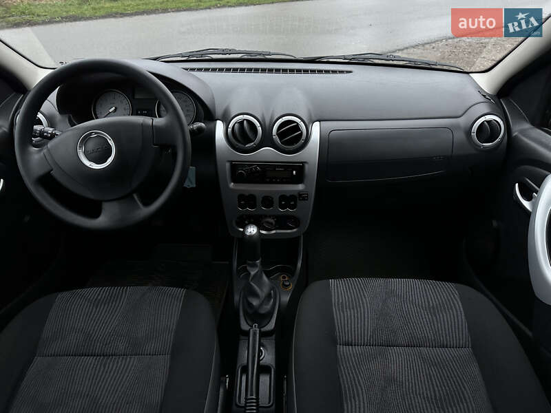 Універсал Dacia Logan MCV 2008 в Ромнах фото 30 Універсал Dacia Logan MCV 2008 в Ромнах