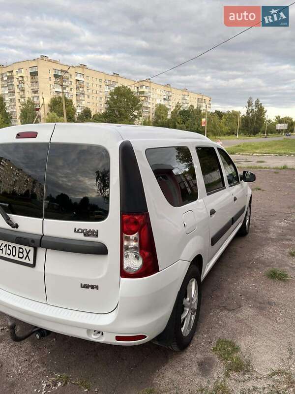 Универсал Dacia Logan MCV 2009 в Шостке