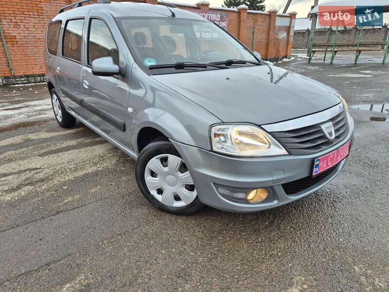 Універсал Dacia Logan MCV 2010 в Стрию
