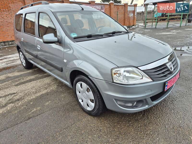 Універсал Dacia Logan MCV 2010 в Стрию