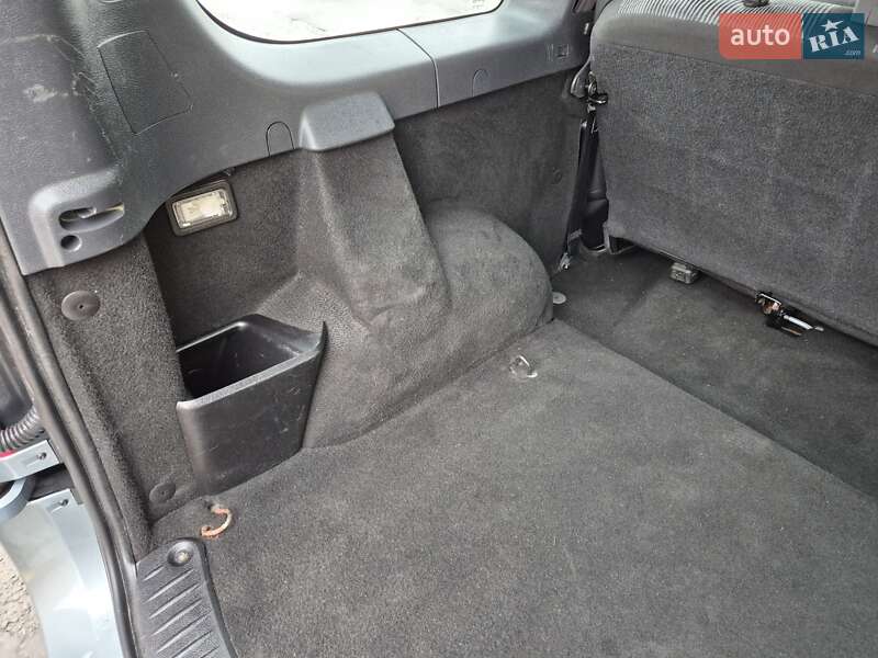 Універсал Dacia Logan MCV 2010 в Стрию