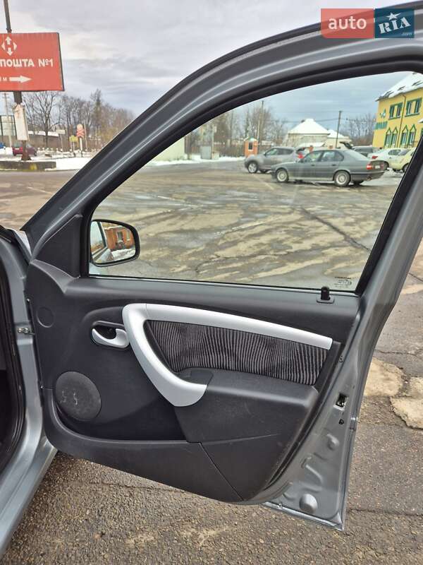 Універсал Dacia Logan MCV 2010 в Стрию