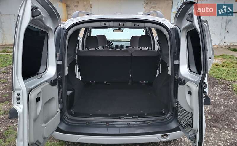 Універсал Dacia Logan MCV 2009 в Жовтих Водах фото 10 Універсал Dacia Logan MCV 2009 в Жовтих Водах