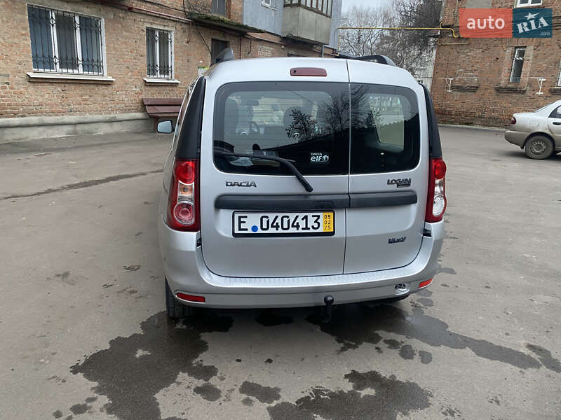 Универсал Dacia Logan MCV 2009 в Ромнах фото 10 Универсал Dacia Logan MCV 2009 в Ромнах