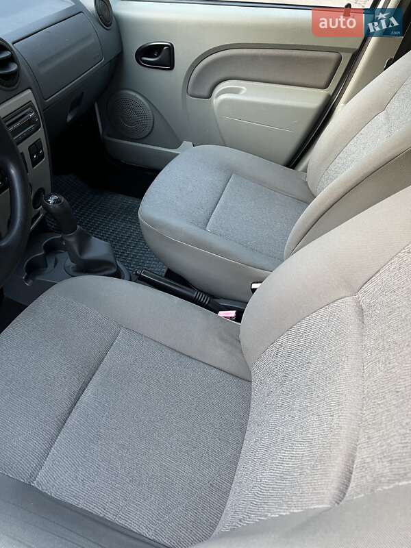 Универсал Dacia Logan MCV 2009 в Нежине фото 32 Универсал Dacia Logan MCV 2009 в Нежине