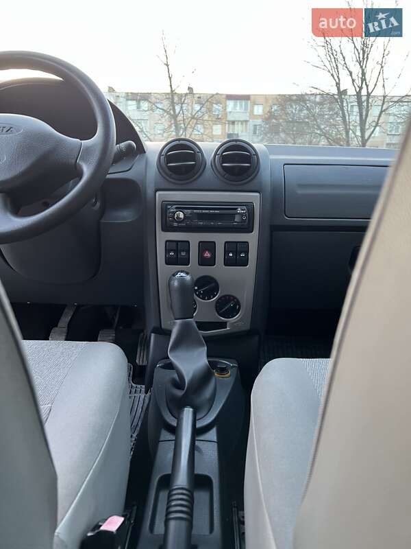 Универсал Dacia Logan MCV 2009 в Нежине фото 26 Универсал Dacia Logan MCV 2009 в Нежине
