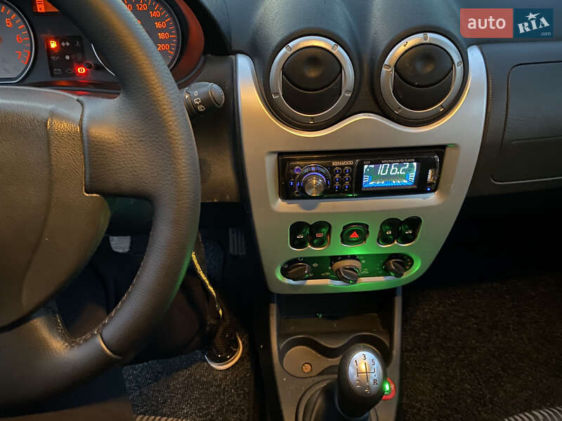 Универсал Dacia Logan MCV 2009 в Конотопе фото 40 Универсал Dacia Logan MCV 2009 в Конотопе