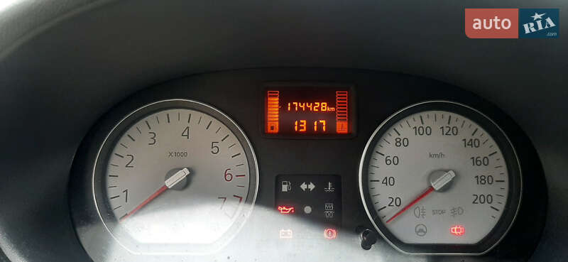 Универсал Dacia Logan MCV 2010 в Чернигове фото 38 Универсал Dacia Logan MCV 2010 в Чернигове