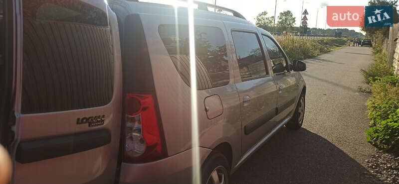 Универсал Dacia Logan MCV 2009 в Житомире фото 4 Универсал Dacia Logan MCV 2009 в Житомире