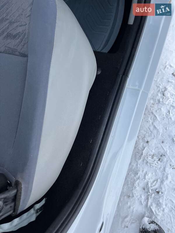 Універсал Dacia Logan MCV 2011 в Ніжині фото 41 Універсал Dacia Logan MCV 2011 в Ніжині