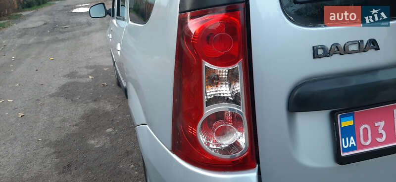 Универсал Dacia Logan MCV 2010 в Чернигове фото 17 Универсал Dacia Logan MCV 2010 в Чернигове